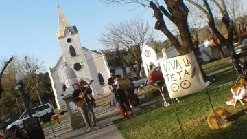 Teteada popular: Jornada cultural, emotiva y de amplia convocatoria