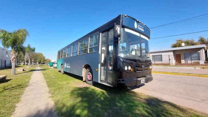 Timbúes adquirió un nuevo colectivo para garantizar el transporte al secundario