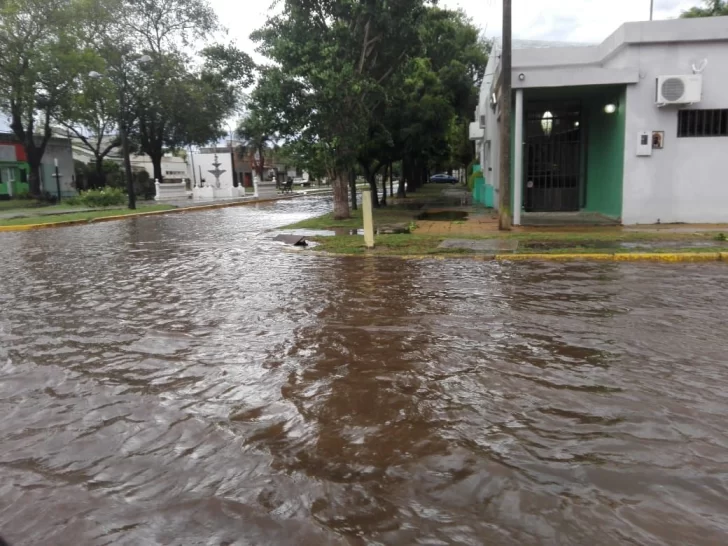 Barrancas: Más de 200 milímetros y varias complicaciones