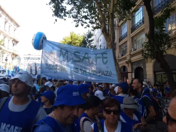 Amsafe marcha a la par de Ctera y exigen paritarias nacionales