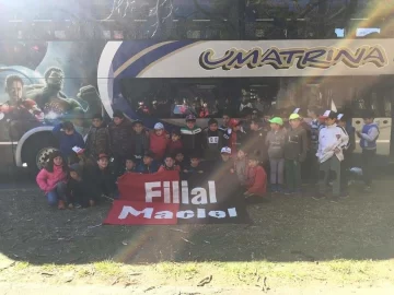 Niños de los clubes presenciaron la goleada de Newells