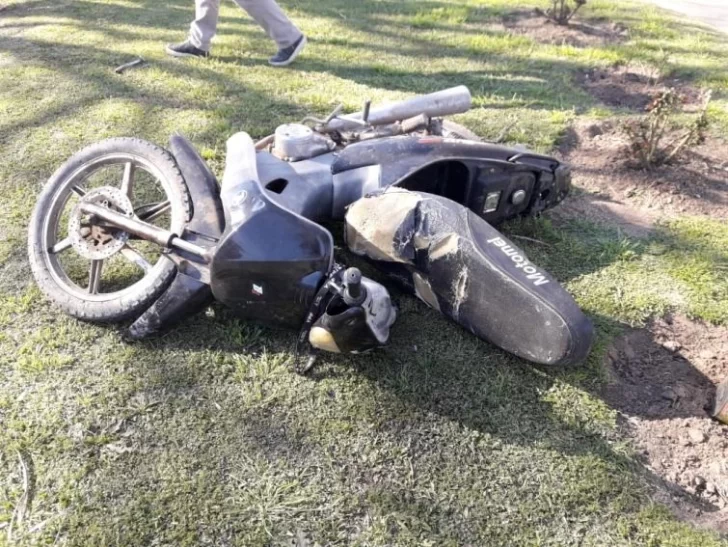 Una moto y una camioneta colisionaron en Barrancas Una moto y una camioneta colisionaron en Barrancas