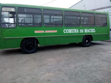 Desde hoy retomó el servicio oficial del transporte escolar