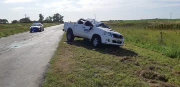 Un vecino de Serodino volcó con su camioneta en Barrancas