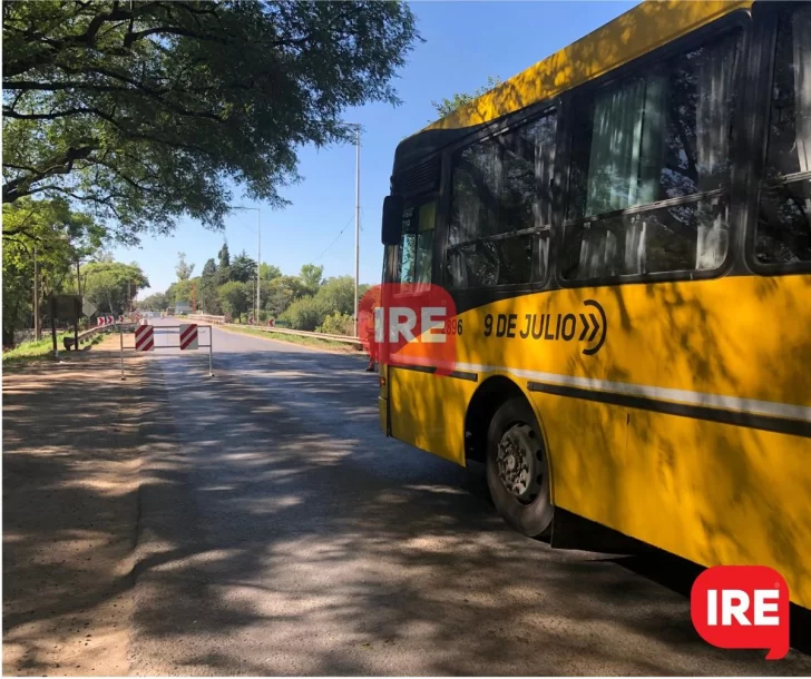 Los colectivos realizan desvíos por las obras en el puente