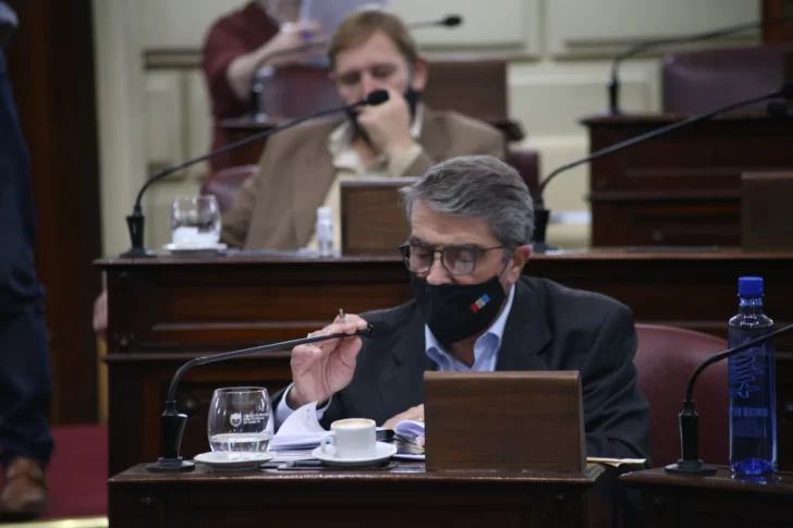 Proponen crear plataformas digitales para escuelas y comercios