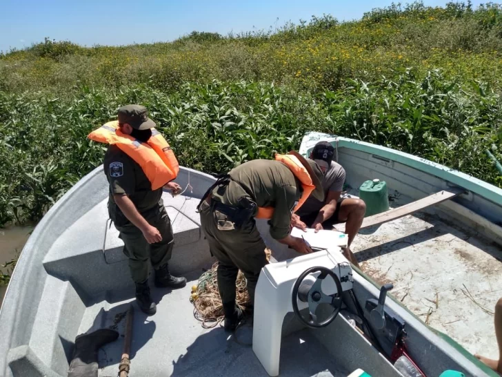 Los Pumas decomisaron más de 100 pescados en la región: 10 sancionados