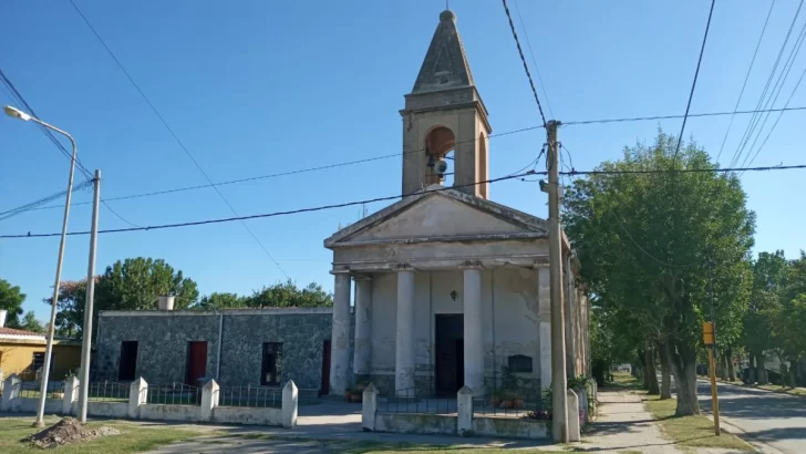 Diputados piden declarar la iglesia de Gaboto como patrimonio histórico y cultural