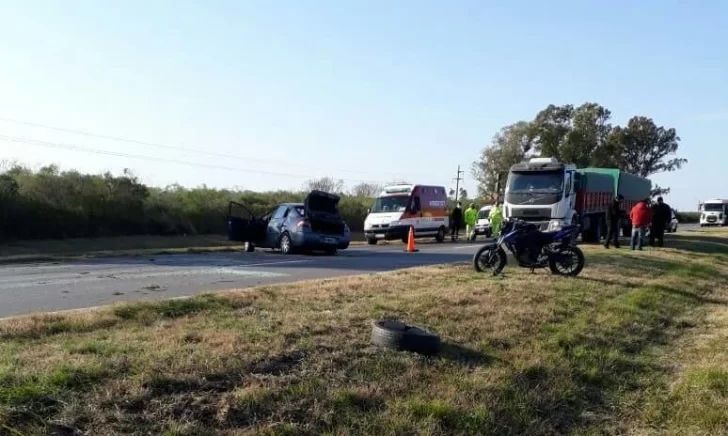 Volcó un auto en autopista a la altura de Monje: Una mujer herida