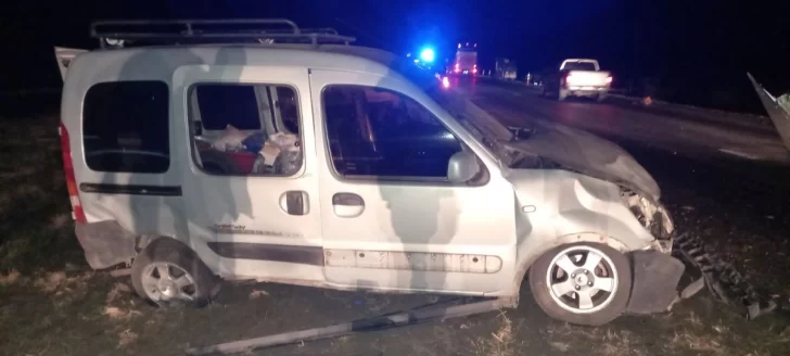 Una kangoo despistó en autopista entre Monje y Barrancas
