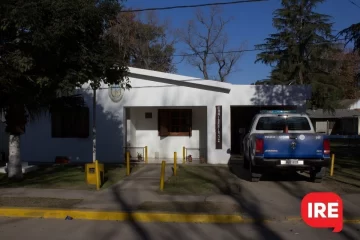 Una camioneta y una moto con pedido de captura chocaron en Gaboto