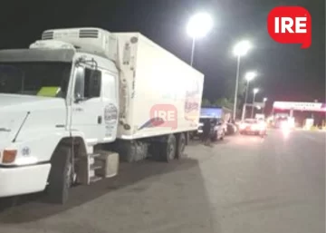Tensión en autopista: Decomisaron un camión que llevaba más de 10 mil kilos de pescado de Gaboto