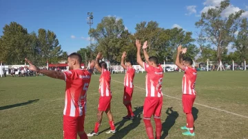 Esta tarde hay fútbol regional: Club Maciel y Aldao adelantan la fecha