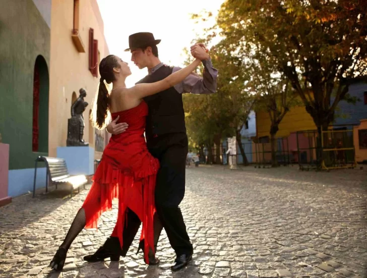 Diana inspirado en Maciel propone clases gratuitas de tango para el departamento