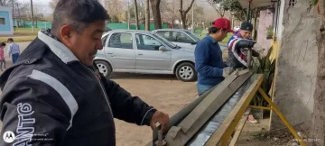 Donaron cenefas para la Estación Serodino: “Por más gente así”