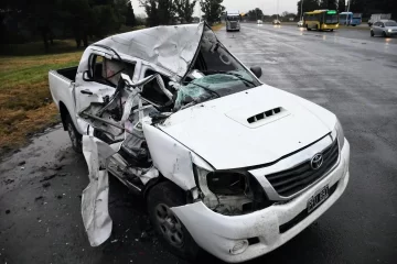 Chocó el ex director provincial de Vialidad: Falleció su esposa y él resultó gravemente herido