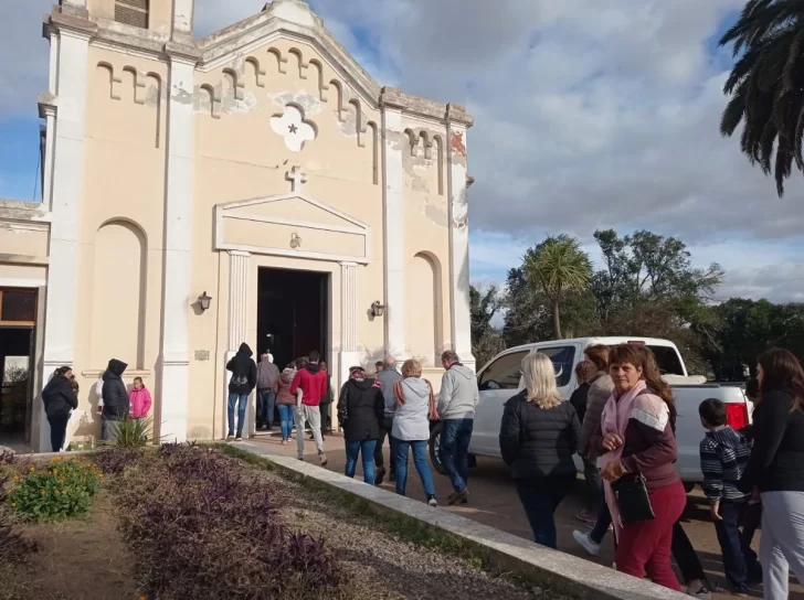 Carrizales se viste de tradición para celebrar a San Miguel de Arcángel