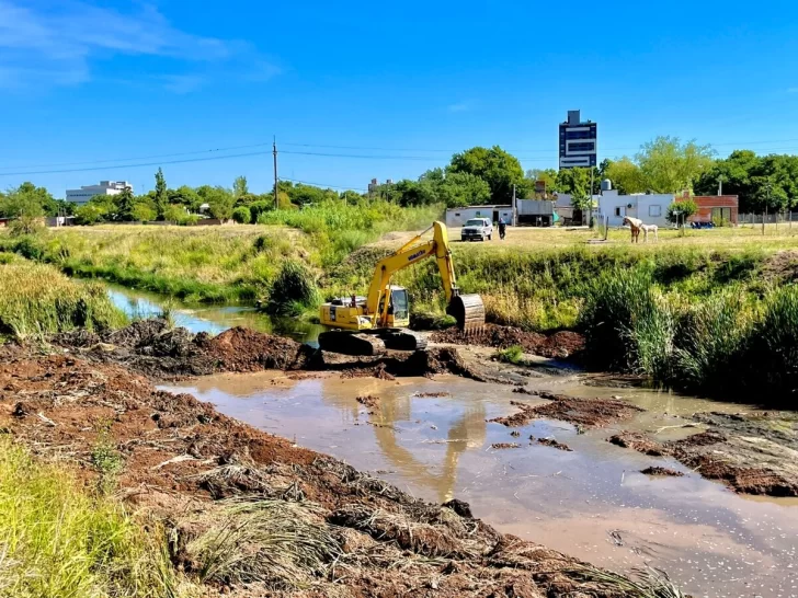 Cañada de Gómez realiza nuevas tareas de limpieza en el arroyo