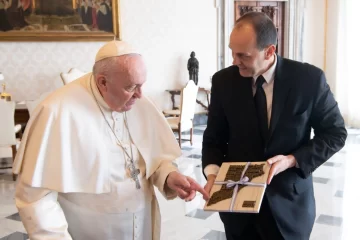 Rasetto se reunió en una audiencia privada con el papa Francisco: “Transmite paz”