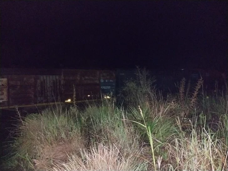Un adolescente fue arrollado por el tren de cargas que iba hacia Timbúes