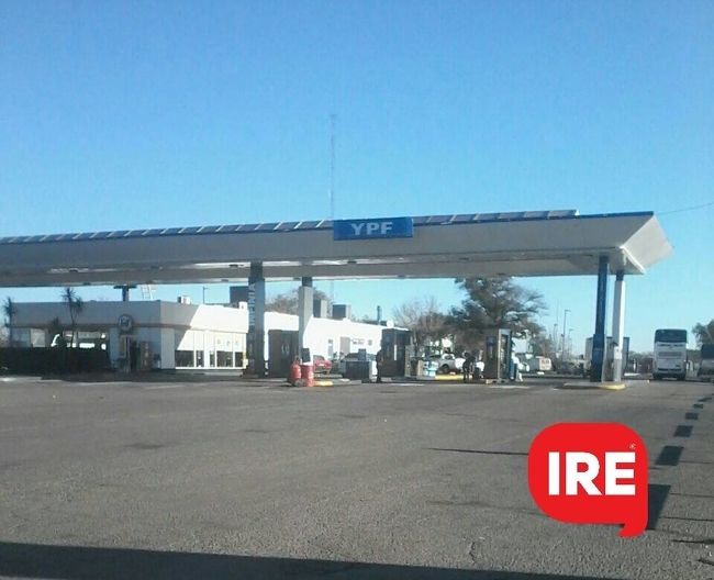 Pese al paro, la YPF de Villa La Ribera trabaja con normalidad