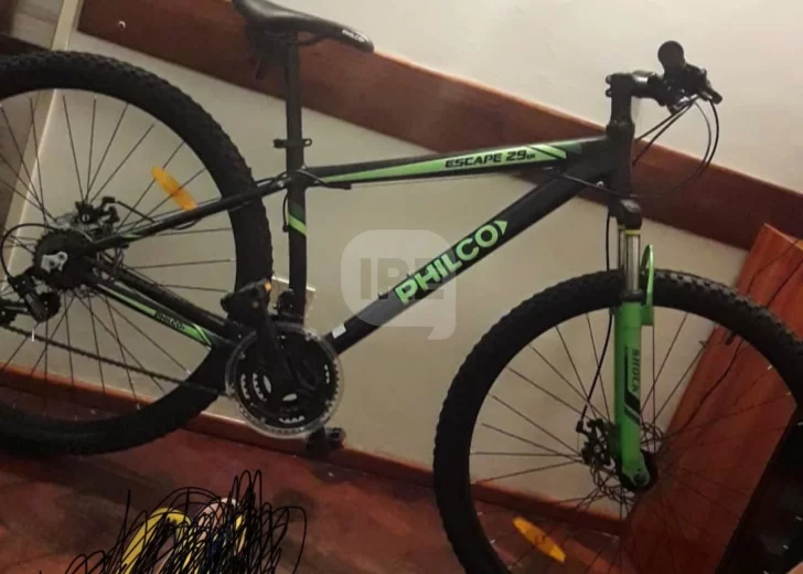 Le robaron la bicicleta en pleno centro de Maciel, la compró un vecino y se la devolvió