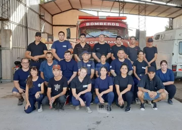 Gran peña de los Bomberos Voluntarios de Pueblo Andino para ayudar al cuartel